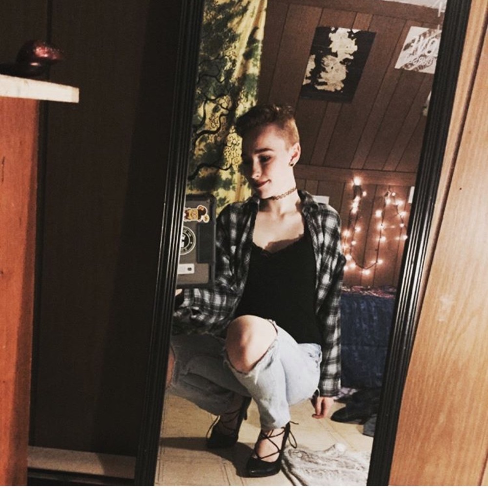 Meet your Posher, Delaney